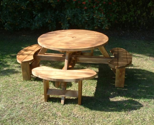 Wooden Round Picnic Tables, 8 Seater perfect for Schools and other outdoor settings