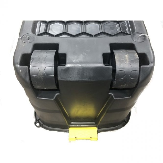 Heavy Duty Plastic Storage Trunk on Wheels