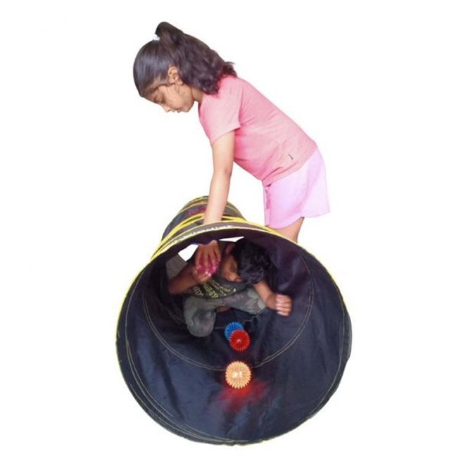 Pop-Up Play Tunnel For Kids Indoor or Outdoor & 5 LED Flashing Balls – 199 CM